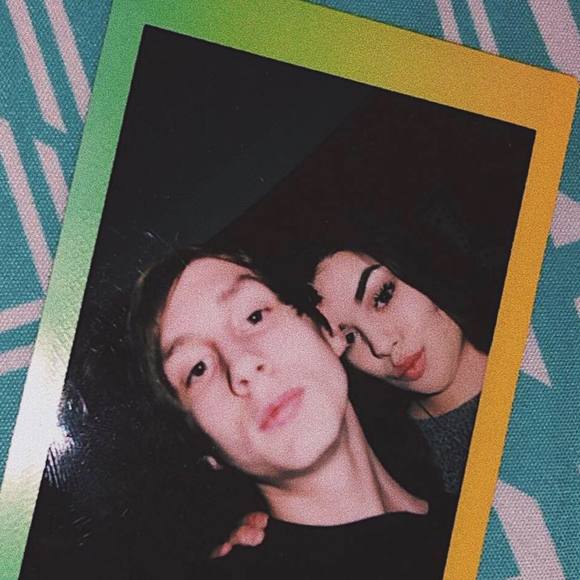 Meet your Posher, Stephanie - Picture 1 of 1